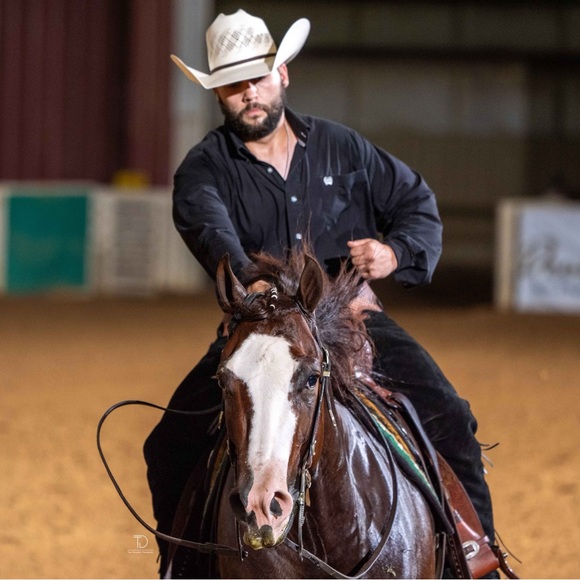 Meet your Posher, Jennifer - Picture 6 of 16